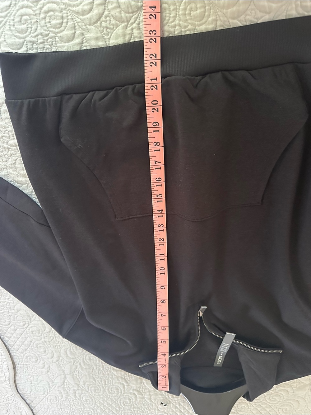 Vuori Black Half-Zip Hoodie Sweatshirt - Picture 6 of 7